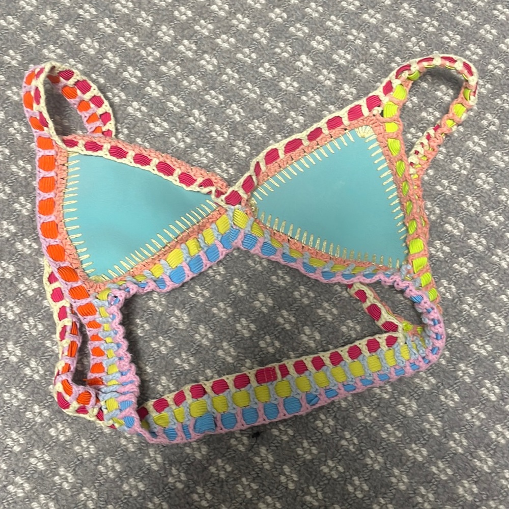 Crochet reversible triangle bikini